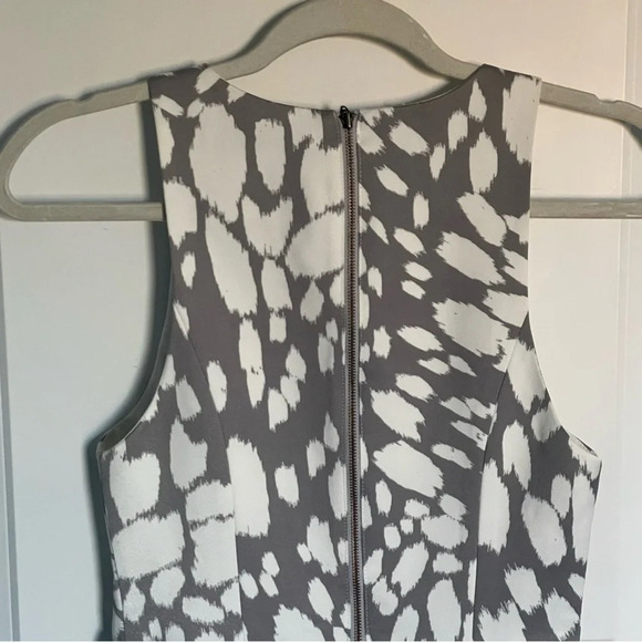 Keepsake The Label Counter Attack Grey White Speckled Dress 18961 - Picture 8 of 12